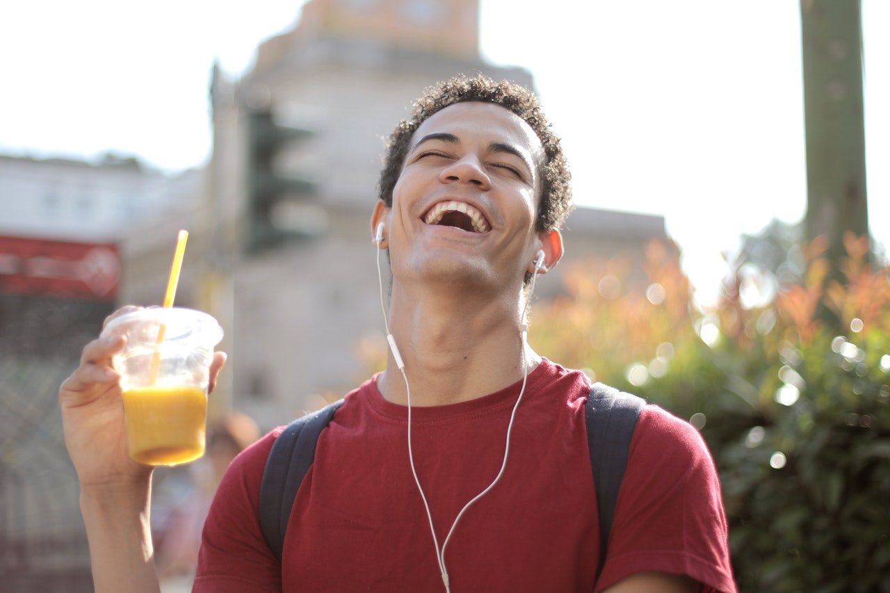 How to learn Spanish by listening to music - Spanish with Kevin