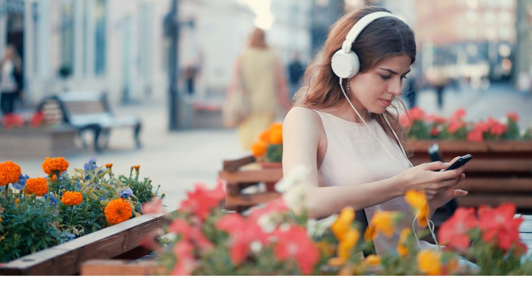 Listening To Music In Spanish - Rosetta Stone